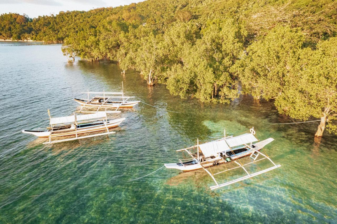 The Three P Beach Resort & Dive Center Agnay 外观 照片